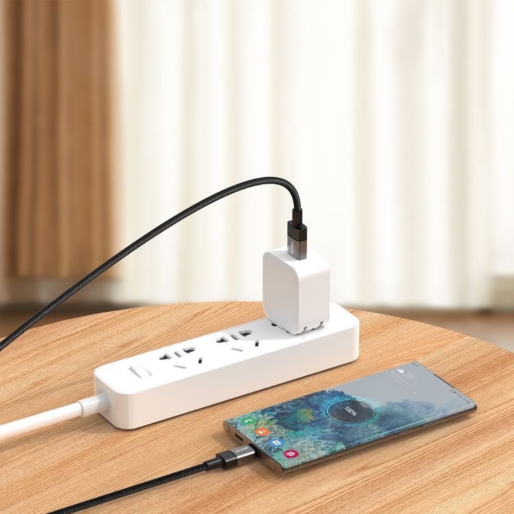 Green Lion Spark USB-A to USB-C 18W Cable with Wide Compatibility, Charge & Sync, 10,000 Bends Lifespan, 18W Charging - Black