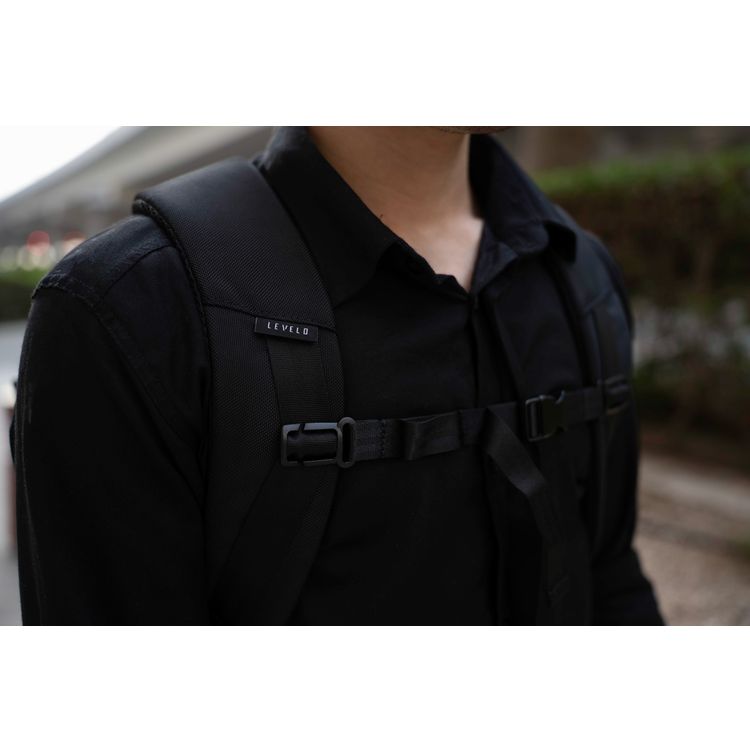 Levelo Aeropact Travel Backpack with Built-in Vacuum Storage, Up to 15.6" Laptop Size Compatibility, IPX7 Waterproof, Airtight Zippers, Durable Material - Black