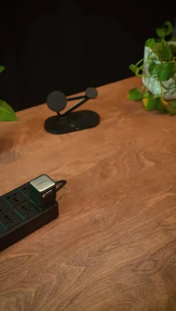 Powerology Dual Port Retractable GaN Charger in UAE | Built-in Safeguards - Black Color | (PWCUQC032BK)