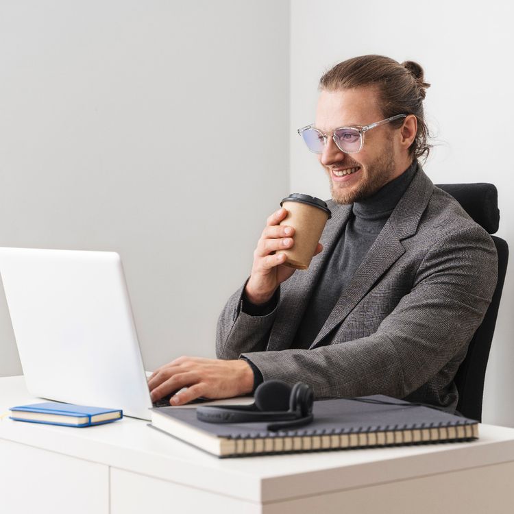 Green Lion Anti Blue Light Eyewear with Anti-Glare Coating, Anti-Digital Eye Fatigue, UV400 Protection, PC Material, Transparent Frame, Optical Clarity - Clear