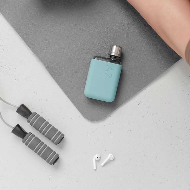 ميموبوتل A7 بغطاء سيليكون مع عزل حراري، مادة غير سامة، حماية من السقوط، تشطيب مطفي، ناعم وأنيق - لون ضباب البحر