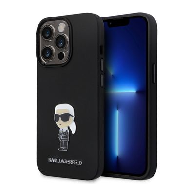 حافظة كارل لاغرفيلد الصلبة من السيليكون مع شعار Ikonik NFT ودبوس معدني لهاتف iPhone 15 Pro - أسود