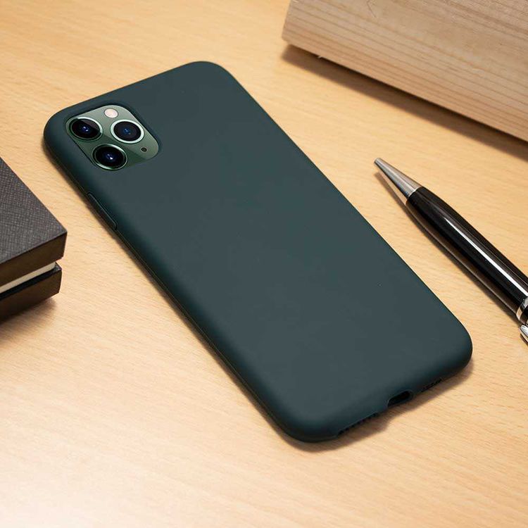 iGuard by Porodo Silicone Back Case for iPhone 11 Pro - Green
