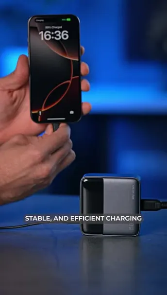 Green Lion Premium GaN UK Plug Adapter in UAE | 100W Power Delivery, Multiple Protection - Gray | (GN100WADUKGY)