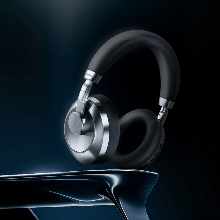 سماعات البلوتوث اللاسلكية جرين ليون ريثم X50 ANC مع 4 ميكروفونات، عمل يصل إلى 50 ساعة، منفذ شحن USB-C، إصدار البلوتوث 6.0، مدى نقل 10 أمتار، حجم السماعة 40 ملم، بطارية بسعة 350 مللي أمبير، وسائد أذن مبطنة، تصميم قابل للطي - اللون أسود.