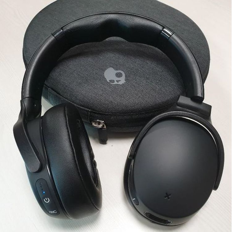 Wireless Headphones Skullcandy S6HCW-L003_S2IMY-M691 Wireless Headphones- Black