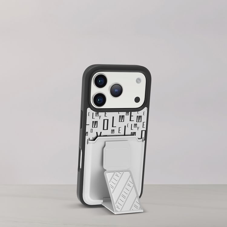 حافظة Levelo Morphix GripStand مع حامل بطاقات لهاتف iPhone 17 Pro، بتصميم فاخر ومطبوع، ممتصة للصدمات، حواف مرتفعة لحماية الكاميرا والشاشة، وحزام مغناطيسي للوقوف - سيلفرستون.