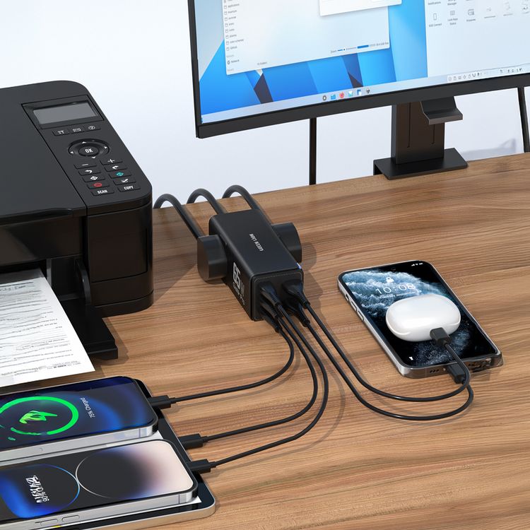 شريط الطاقة من جرين ليون 7 في 1 بقوة 65 واط من نوع GaN مع طاقة 3250 واط، مصنوع من مادة مقاومة للاشتعال من نوع PC، مع خاصية PD بقوة 65 واط، مغالق أمان، 3 منافذ نوع-C و 2 منافذ USB-A، 2 مآخذ كهرباء AC، متوافق على نطاق واسع - باللون الأسود.