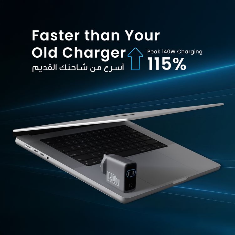 Powerology Voltflow GaN Wall Charger with PD 140W, Single USB-A & Triple USB-C Ports, Ai Temperature Control, Fast Charge Support, Multiple Device Compatibility, TFT Smart Display Interface - Black