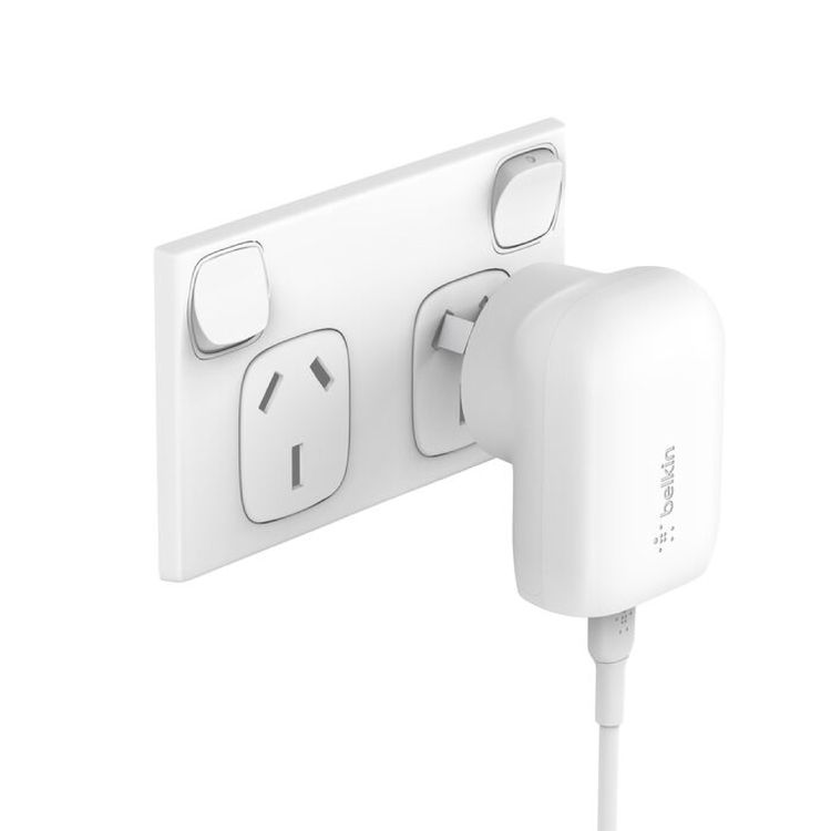 شاحن Belkin Boost الجداري مع PPS PD 30W UK - أبيض