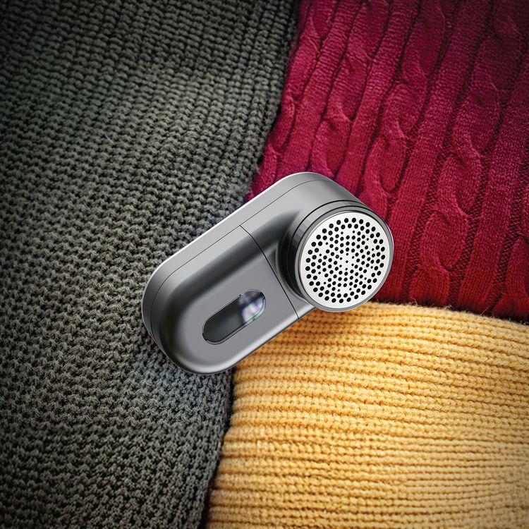 كاشط الوبر جرين ليون إكس مزود بمحرك ذو 6 شفرات، و3 سرعات، وبطارية بسعة 800 مللي أمبير، ووقت عمل من 60 إلى 80 دقيقة، وعرض للبطارية، وقوة 5 واط، وحاوية وبر بسعة 50 ملل، وحماية أمان، ومناسب للسفر - أسود.