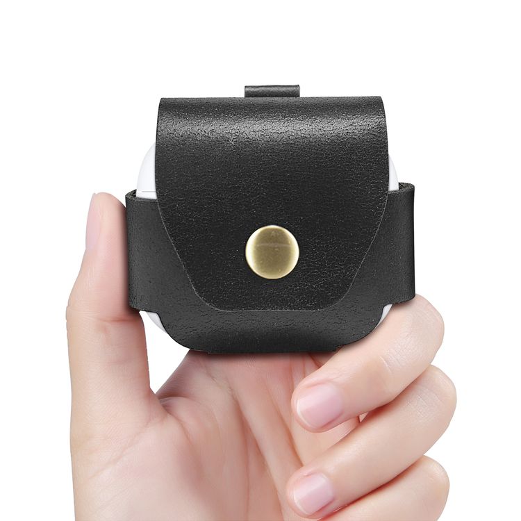Green Lion Berlin Leather AirPods 3 Case with High-quality Leather, Anti-slip Coating, Anti Bumps and Scratches, Free Keychain, Durable and Lightweight - Black