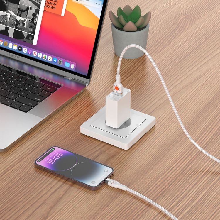 Porodo Aluminum Alloy Braided Cable USB-A to Lightning 1.2, 480Mbps Transfer Speed, 2.4A, more than 15000 Bends Life Span, Tangle Free - White