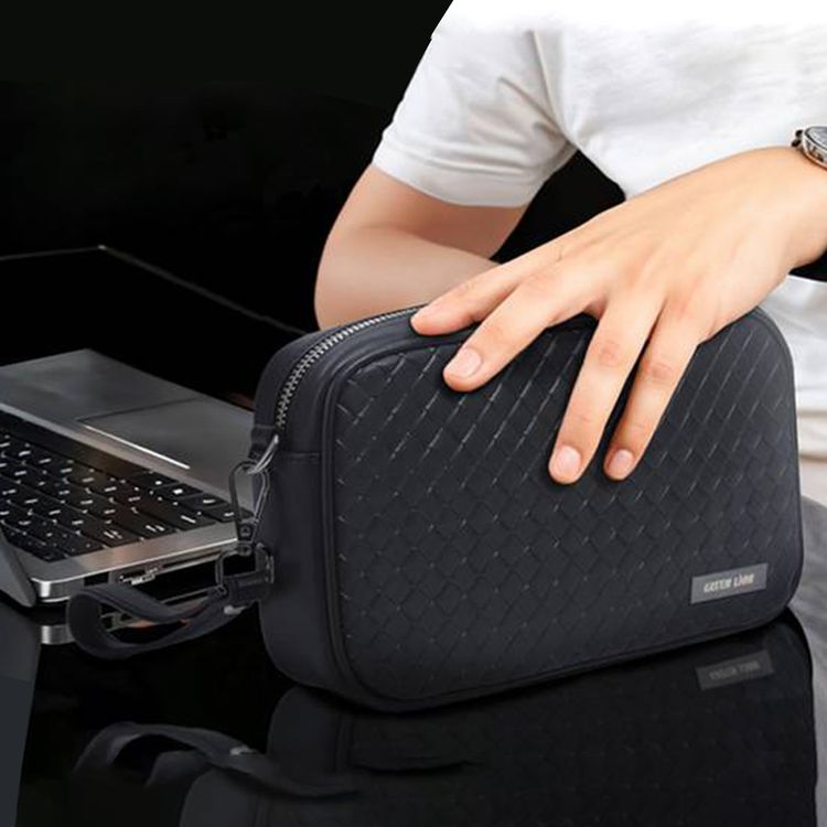 Green Lion Verso Clutch Bag with Water-Resistant PU Leather Material, Delicate Texture, Easy to Handle, Large Capacity, Multiple Pockets - Black