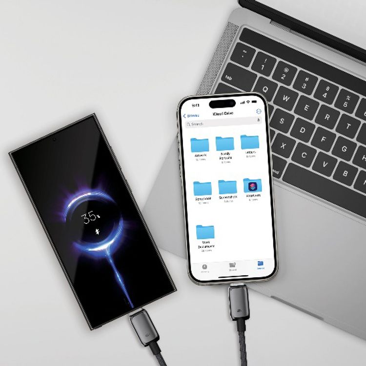 كابل USB-C مزدوج من سلسلة Powerology Zinco بقوة خرج قصوى 100 واط، ومعدل نقل بيانات 480 ميجابت في الثانية، مصنوع من سبائك الزنك والنايلون المضفر، وعمر افتراضي يتجاوز 15000 ثنية، وتدفق طاقة مُحسَّن بعلامة E، وتوافق عالمي، وتحسين الشحن الذكي - رمادي غامق