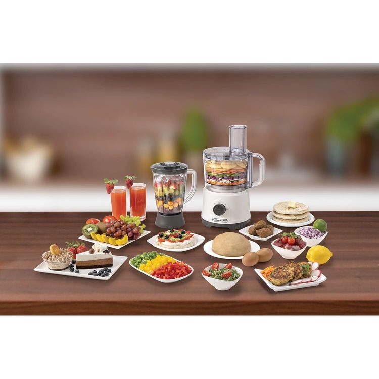 بلاك+ديكر معالج طعام، 800 واط، 24 وظيفة، وعاء 2 لتر، جرة خلاط 1.5 لتر، قرص تقطيع وبشر من الفولاذ المقاوم للصدأ، شفرة فرم، صانع عجين، خافق، تحكم بسرعتين مع نبض – أبيض