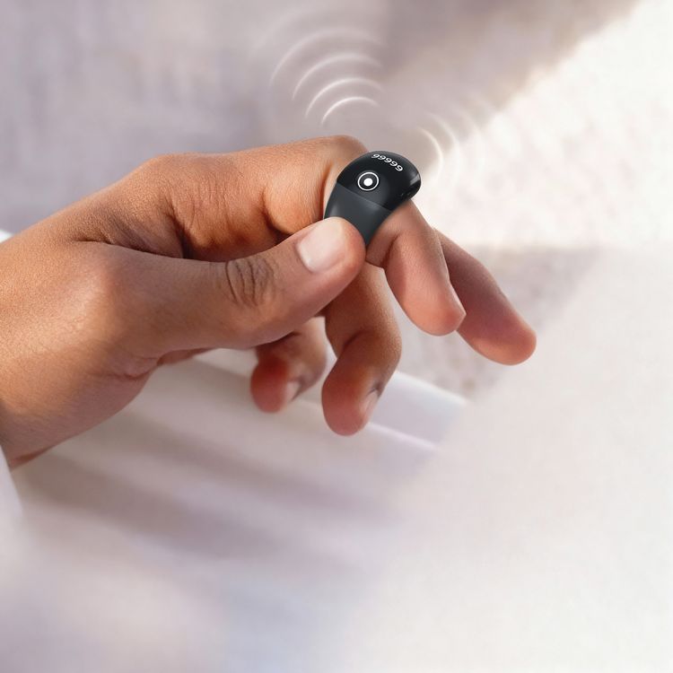 Green Lion Smart Zikr Ring with OLED Display, 5-Digit Counter, Digital Clock, USB-C Charging Port, Touch Control, Premium Finish, Ergonomic Ring Shape, 15 Days Standby, Lock & Unlock, 18/20/22mm Custom Fit Design - Black