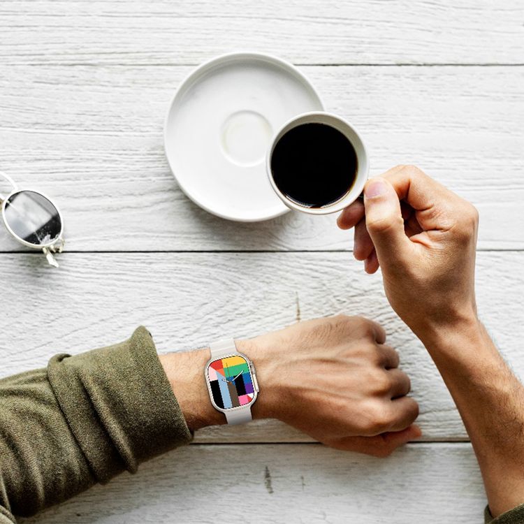 Green Lion Communicate Ultra Smart Watch with 1.85" Amoled Screen Dispaly, 280mAh Battery Capacity, Wireless Charging, AI Voice Assistant, 125 MB Flash Storage, 3-5 Days Working Time - Silver