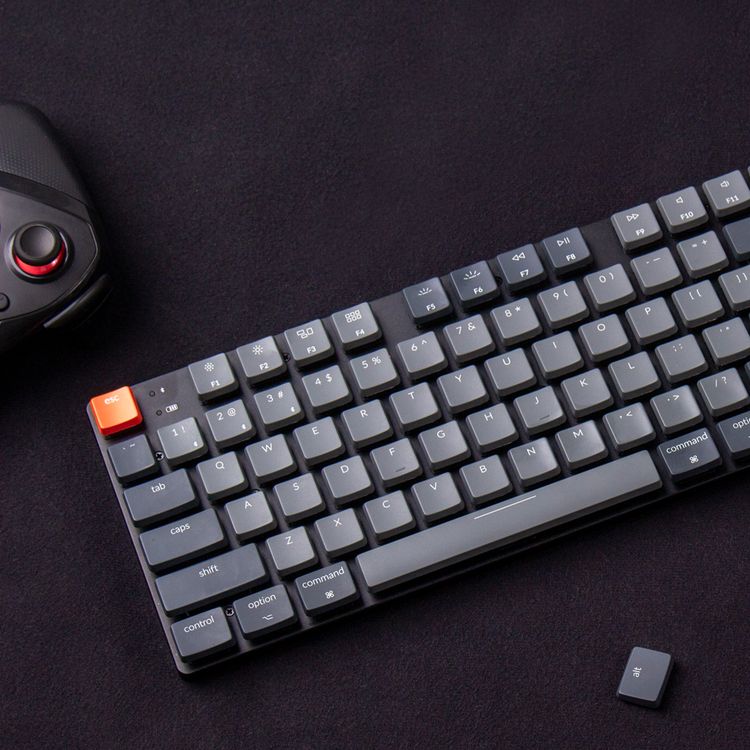 Keychron K5SE 104 keys Gateron Mechanical Wireless Keyboard With RGB & Brown Switch, Compatible with Mac & Windows - Black