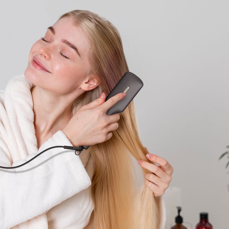 Porodo Lifestyle Electric Heated Hair Straightener Brush with 5 Temperature Settings, 30W Rated Power, 30 Seconds Fast Heating Time, 70% Frizz Reduction, Auto Shut-Off - Black
