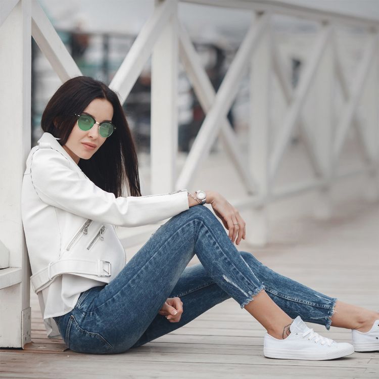 نظارة جرين ليون أوربان-إكس الذكية مع حماية UV400، إصدار بلوتوث 5.4، مادة عدسة مقاومة للضوء الأزرق من PC، مادة الإطار من PC و ABS، نوع شحن مغناطيسي، مقاومة للماء بمستوى IPX4، مسافة نقل تصل إلى 10 أمتار، وقت شحن 1.5 ساعة، وقت تشغيل 5 ساعات، تحكم باللمس - باللون الأسود.