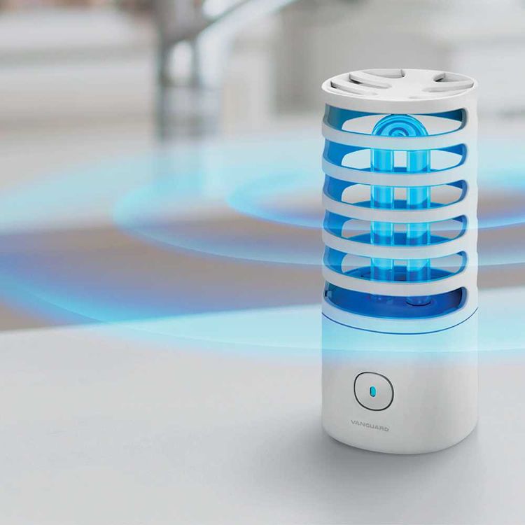 فيفا مدريد فانجارد لوماكس مصباح مبيد للجراثيم بالأشعة فوق البنفسجية محمول بقوة 3 وات + تطهير هواء الأوزون 360 درجة / قابل لإعادة الشحن 800 مللي أمبير / ساعة ، 15 دقيقة تعقيم آلي / قابل للتطبيق في السيارات ، خزانة الملابس ، الأحذية ، الخزانة ، الحمام - أبيض