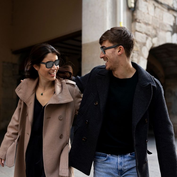 نظارات ذكية من Green Lion Sydney، عدسات مستقطبة من مادة PC وUV 400، سعة بطارية 120 مللي أمبير، إصدار بلوتوث 5.4، نوع شحن مغناطيسي، وقت تحدث يصل إلى 5 ساعات