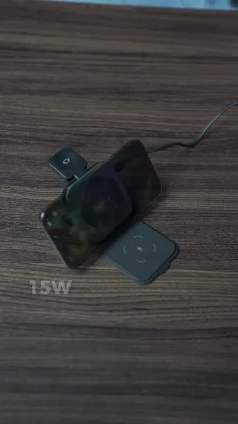 Levelo TrioFlow 3-in-1 Wireless Charger in UAE | Type-C Cable, 15W Wireless Charging - Black | (LVL-TRIOF-GY)