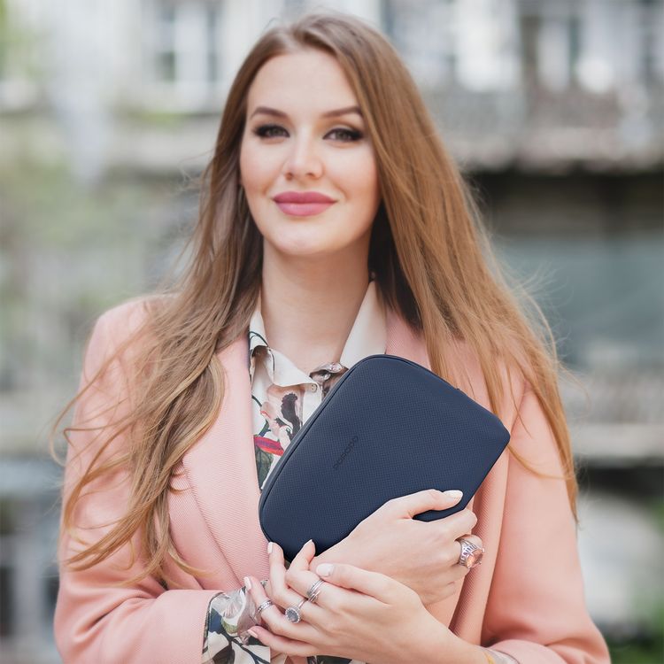 Porodo Geneva Tech Accessory Pouch with Easy-to-Carry Handle, 1L Capacity, PU Material, Zipper Closure, Water Resistant, Spacious Compartment, Cable Organizer - Blue