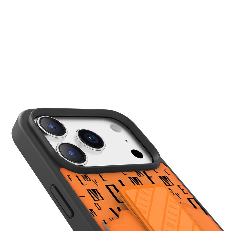 جراب Levelo Morphix GripStand مع حامل البطاقات لجهاز iPhone 17 Pro، تصميم فاخر مطبوع، ممتص للصدمات، حواف مرتفعة لحماية الكاميرا والشاشة، حامل مغناطيسي - لون برتقالي شروق الشمس.