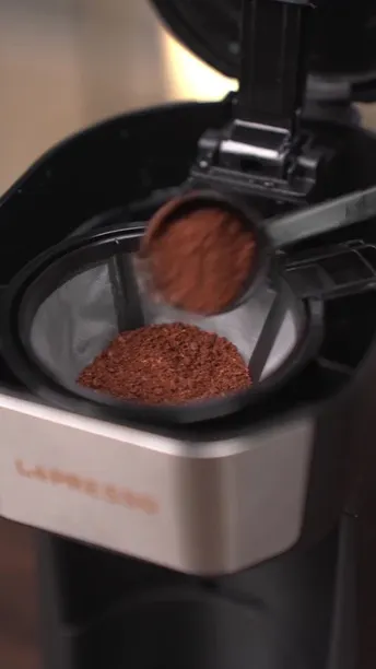 Purchase LePresso 450W Black Coffee Maker with Travelling Mug Now in UAE (LPCMTMBK)