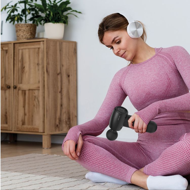Green Lion Prime Massage Gun with Up to 2 Hours Working Time, 1800mAh Battery Capacity, Heating Massage Head, Deep Relaxation, 4-5 Hours Charging Time