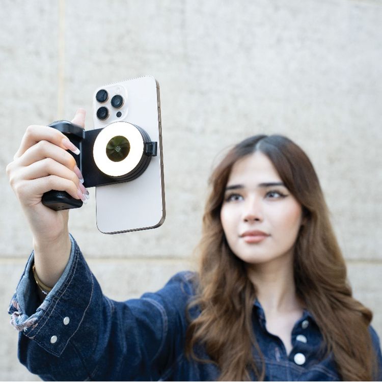 Porodo SnapCharge MagSafe 4800mAh Power Bank with Camera Shutter Remote, 10W Max Wireless Output, Bluetooth Version 5.1, Detachable 360° Rotating Ring Light, Built-in Mirror, Foldable Stand & Grip, ABS Material - Black