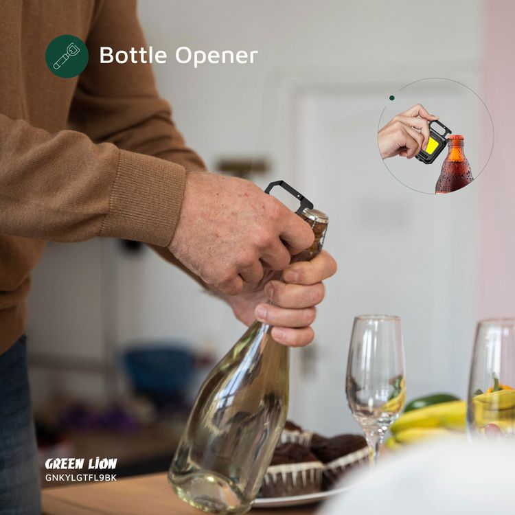 Green Lion Keychain Light with 5 Light Modes, 800mAh Battery, 550 Lumens Brightness, USB-C Charging Port, Up to 7 Hours Working Time, Magnetic Attachment, Foldable Design, 10W Power, Double-Sided - Black