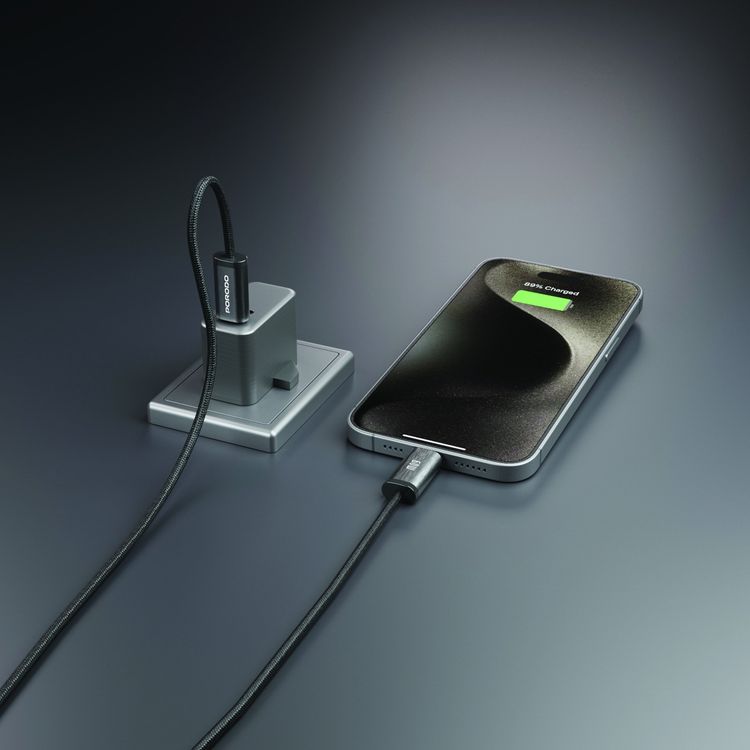 كابل بورودو بنسيج مضفر USB-C إلى USB-C بطول 1.2 متر، شحن سريع ونقل بيانات، تصميم مقاوم للتشابك، مكونات عالية الجودة - أسود