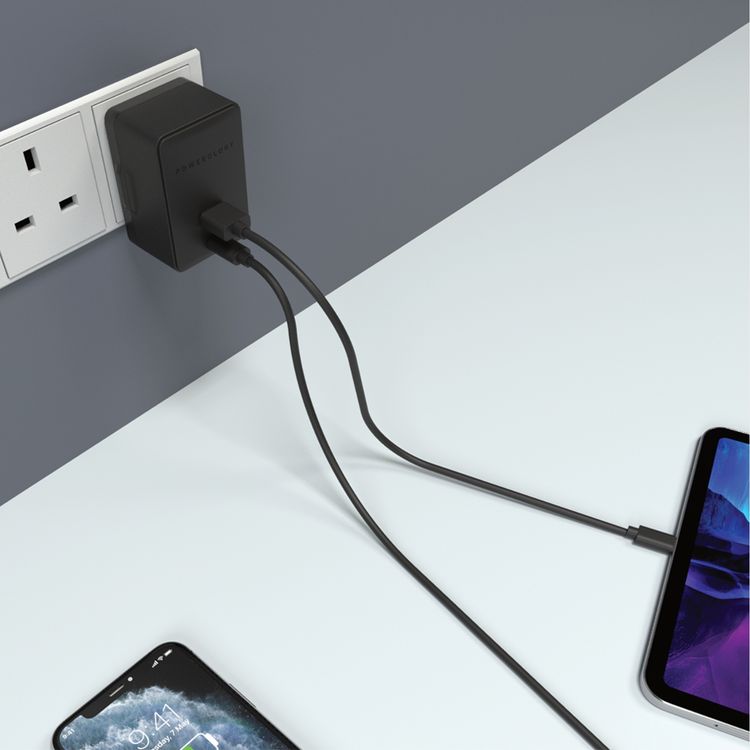 Powerology Ultra-Quick Power Delivery & Quick Charge Wall Charger with Type C Port, Dual Ports 36W Simultaneous Fast Charging for Two Devices, Rubberized Surface, USB-C -Black