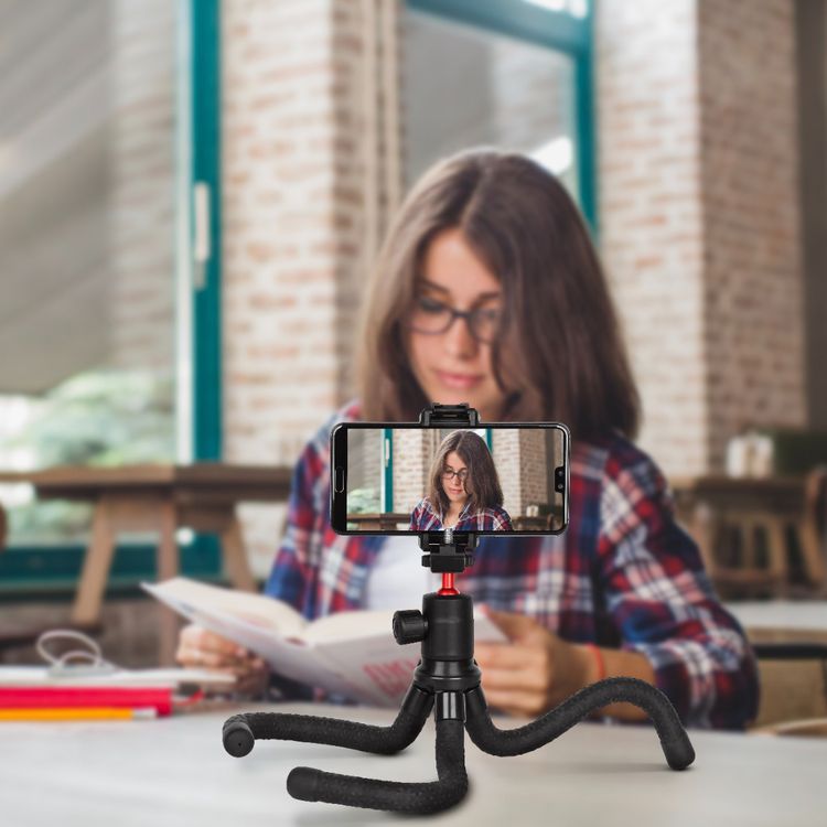 Porodo Flexible Foldable & Extendable Tripod with Phone Holder, ABS + Rubber Material, Non-Slip Grip, 330mm Folded Length, Lightweight & Portable, 39cm Extended Height - Black